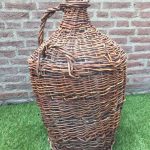 Fles in riet